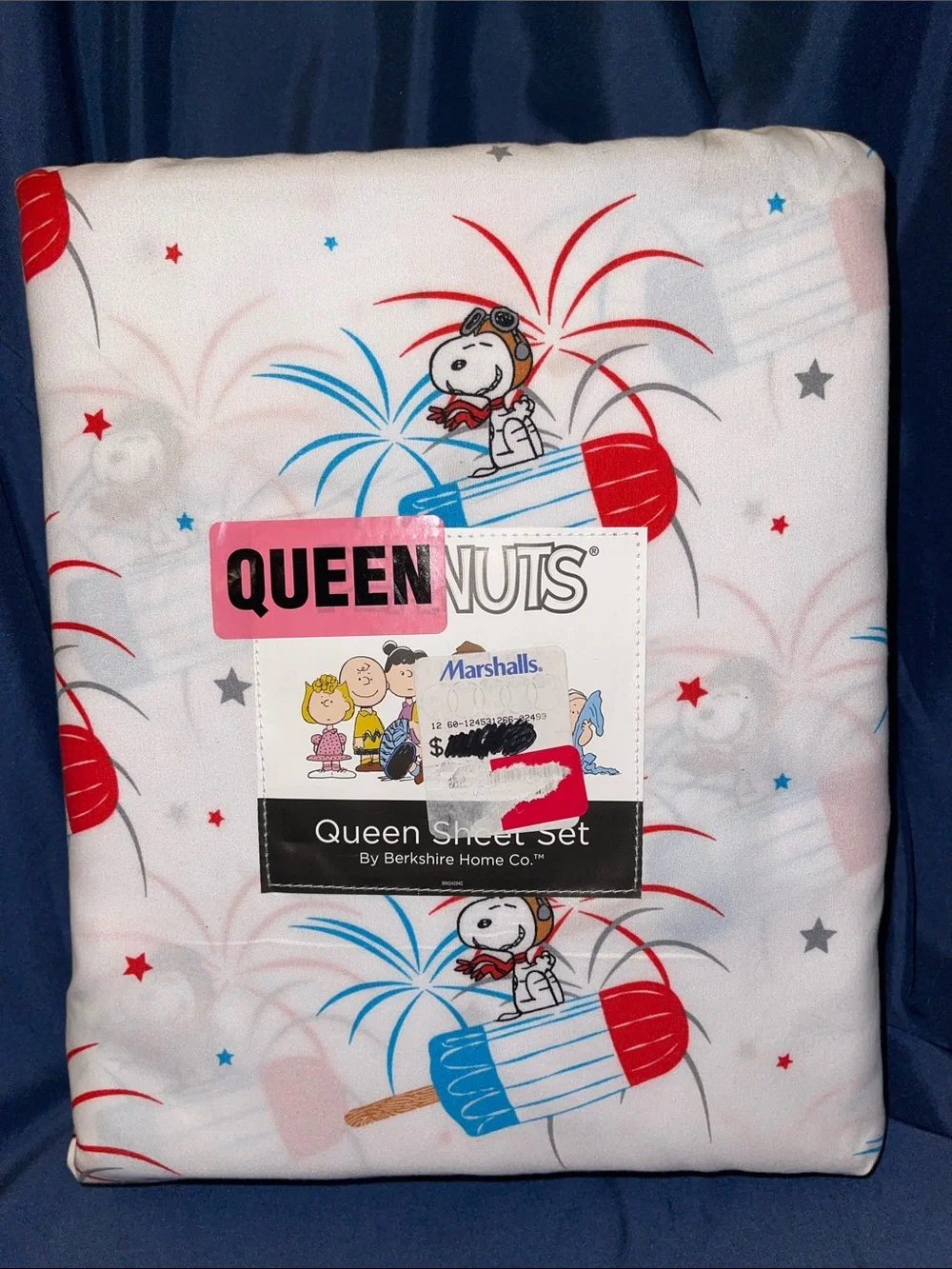 Peanuts Queen Sheet Set White with Red, Blue, Gray Star & Firework Snoopy Print